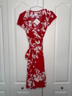 🇨🇦 Palette by Laura Jean - Andrea wrap dress size small Pit